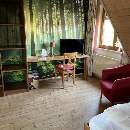 Landgasthof Hirsch Remchingen Exteriör bild