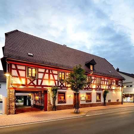 Landgasthof Hirsch Remchingen Exteriör bild
