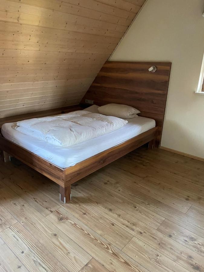 Landgasthof Hirsch Remchingen Exteriör bild