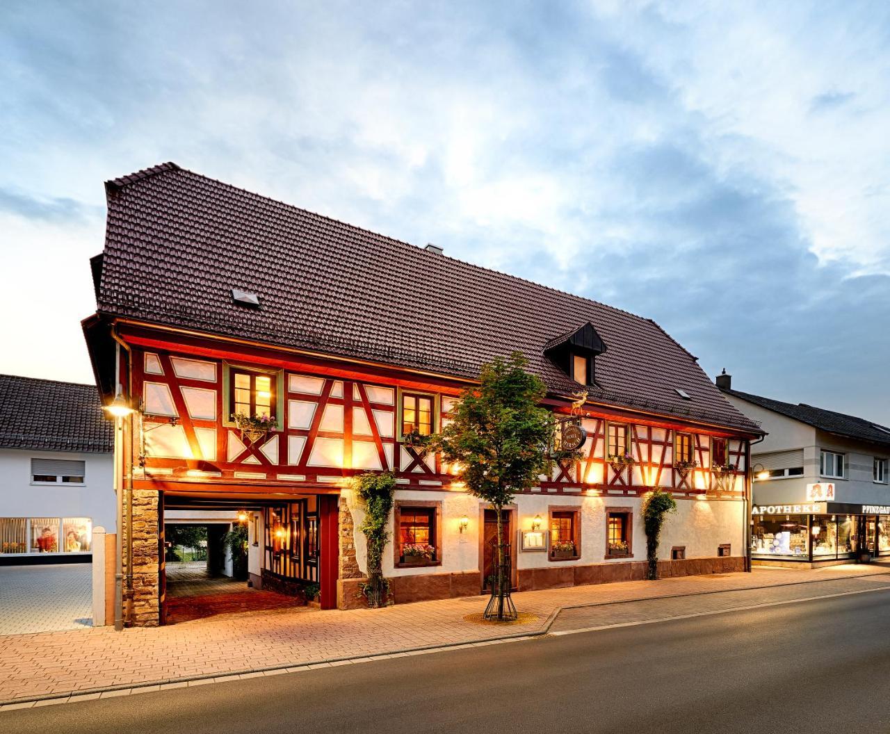 Landgasthof Hirsch Remchingen Exteriör bild